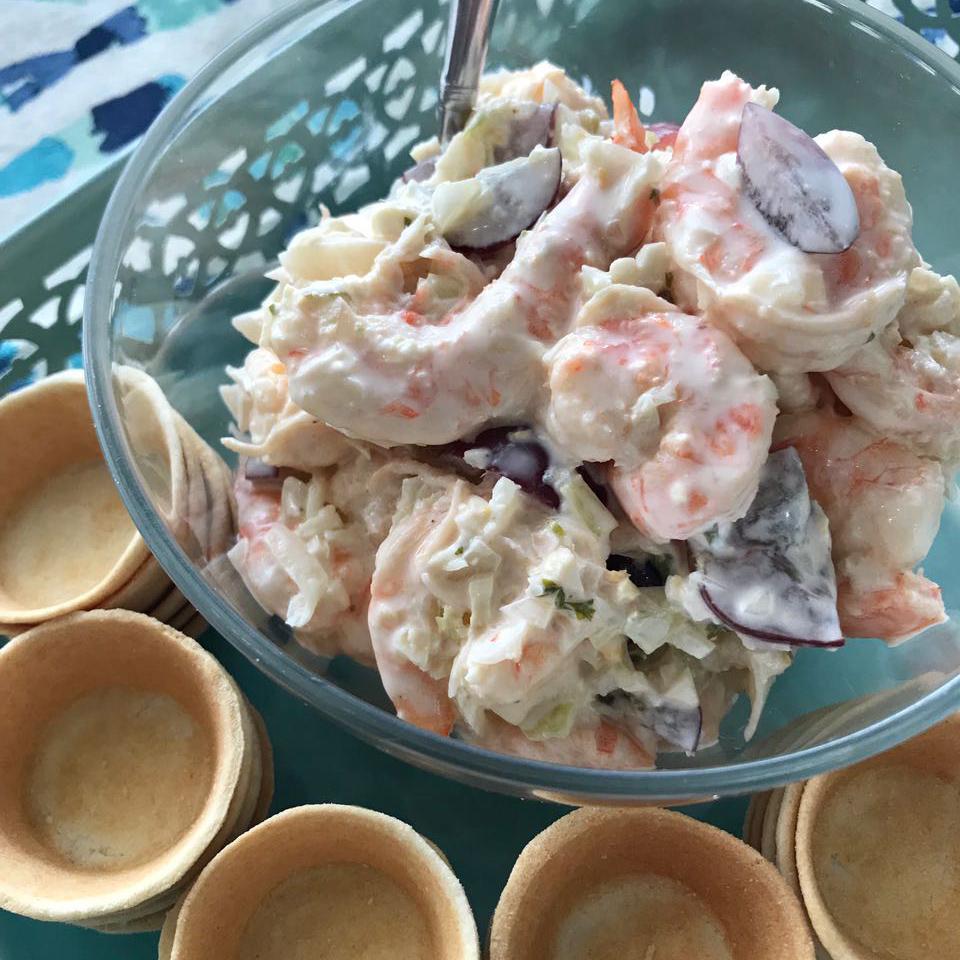 Coctel de Camarón Uvas y pepita de Marañón 16Oz